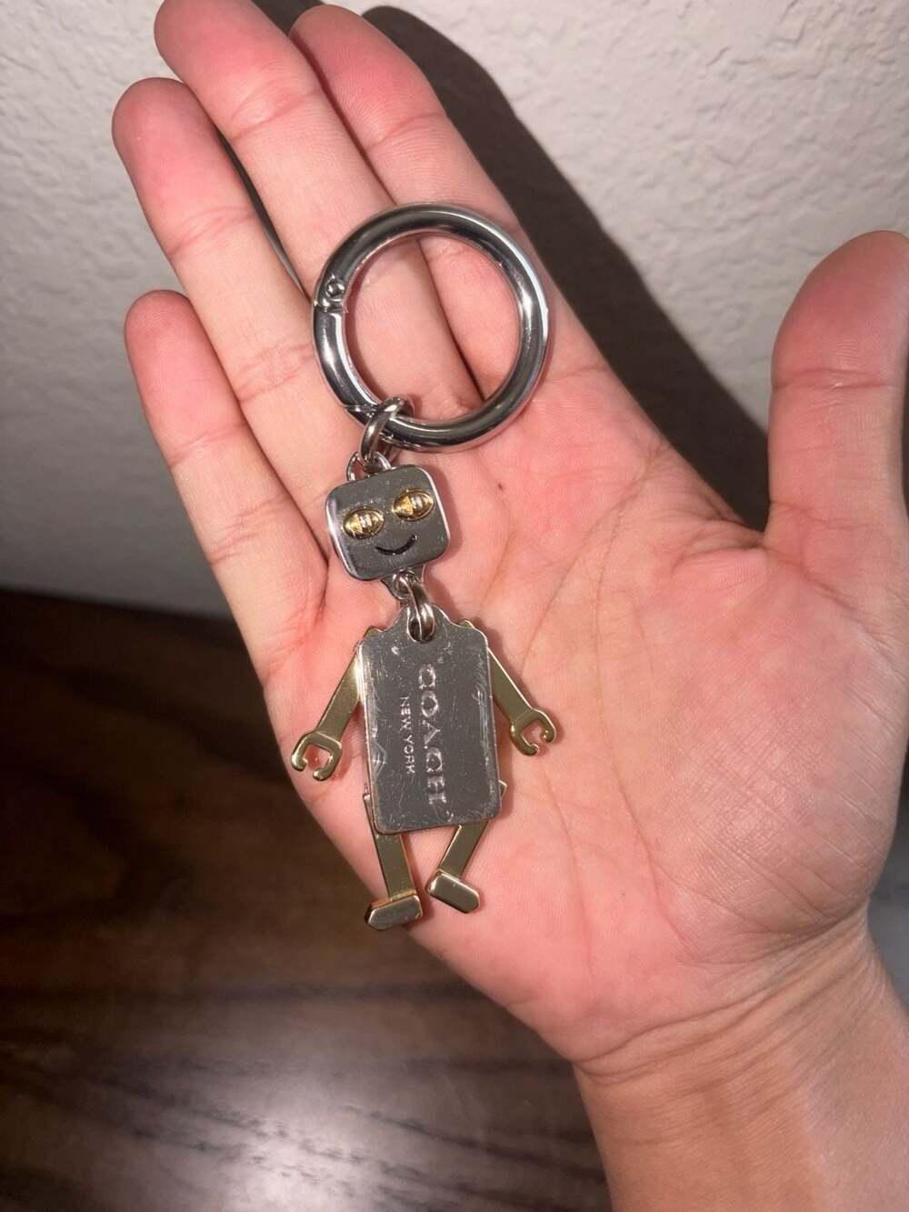 Coach Robot Keychain - Picture 4 of 4